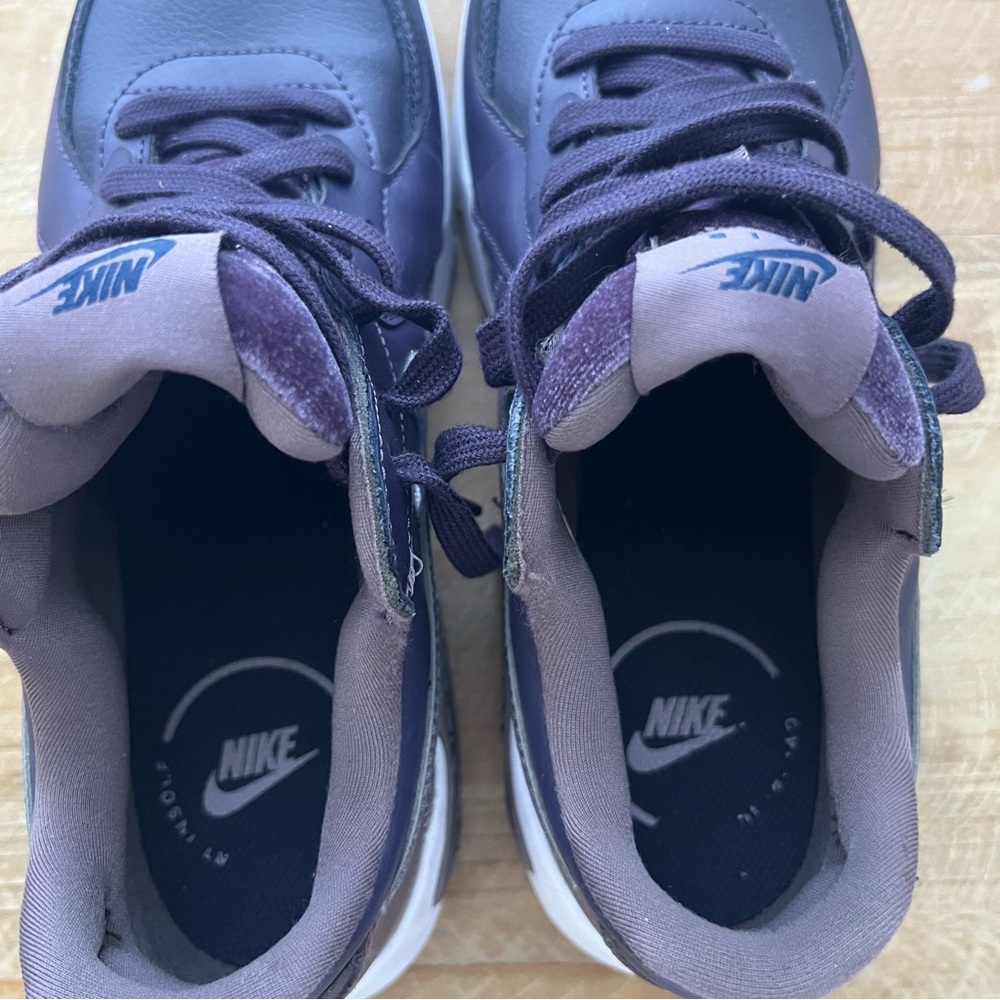 Nike Air Max Excee Lea in Cave Purple Size 8.5 - Picture 3 of 10